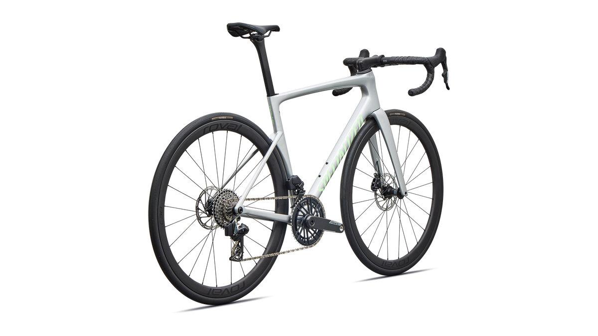 Tarmac SL9 Expert SRAM Force AXS rear triangle and drivetrain detail